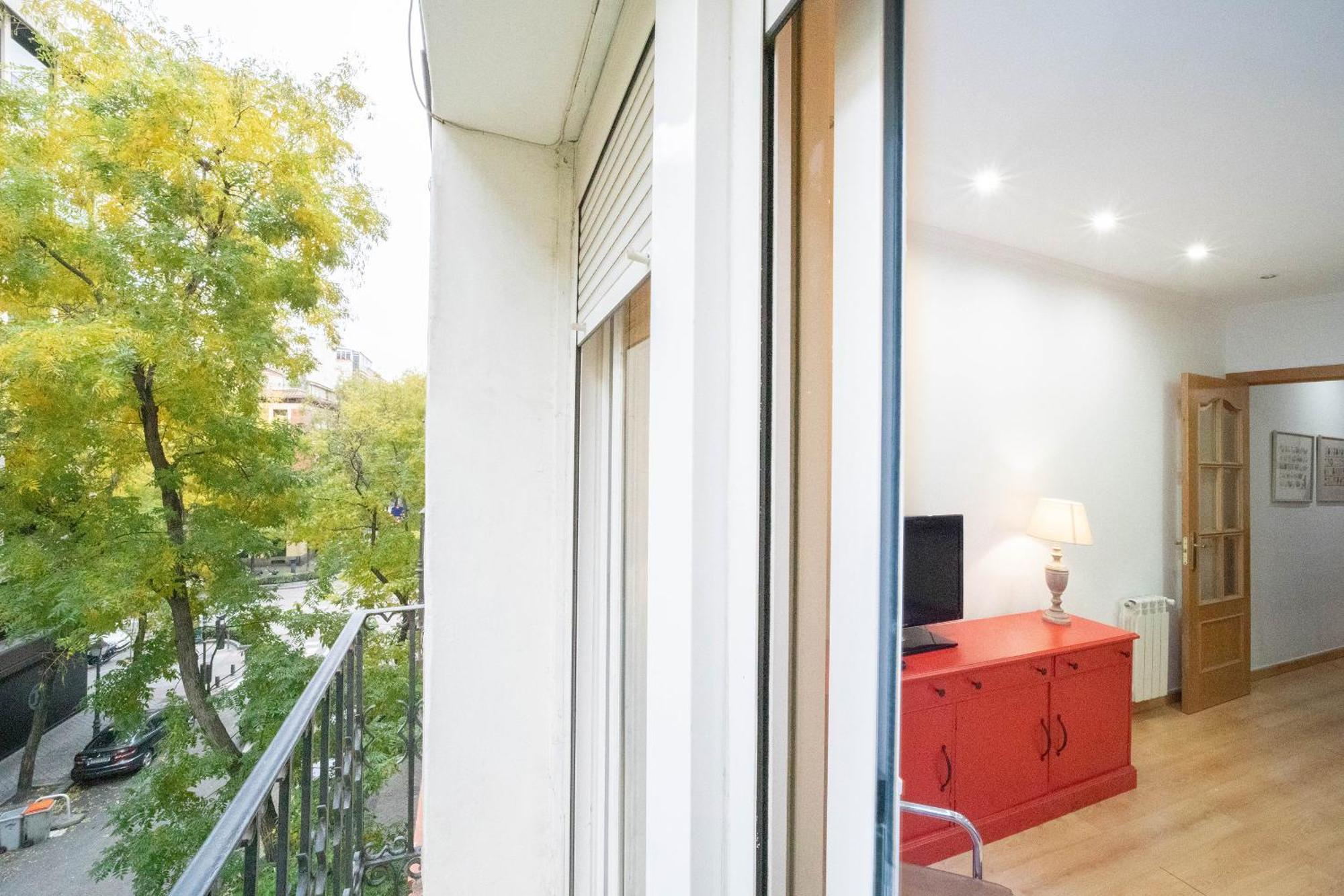 Apartamento Con Encanto Y Luz En Pleno Centro Madrid Kültér fotó