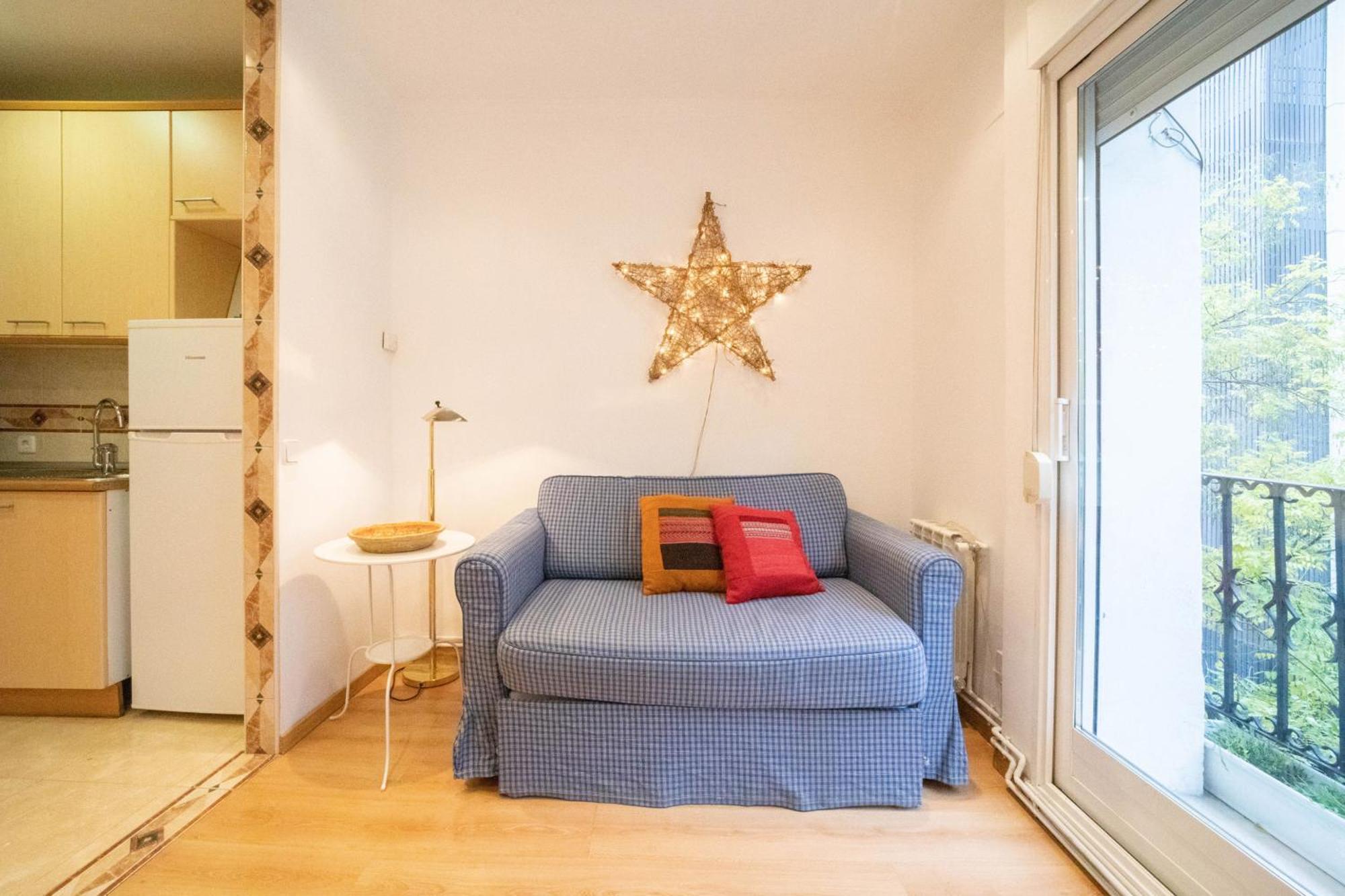 Apartamento Con Encanto Y Luz En Pleno Centro Madrid Kültér fotó